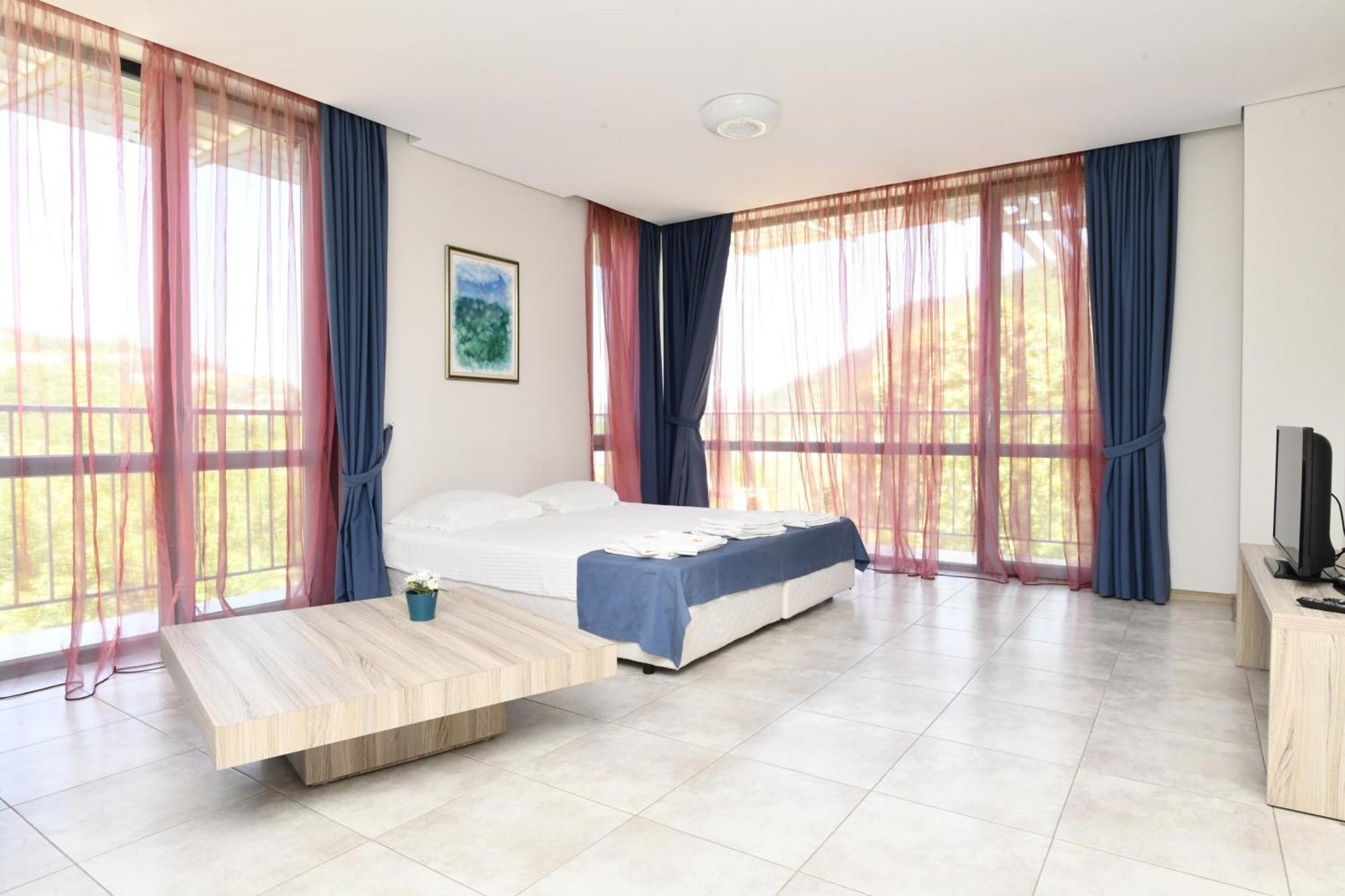 Hotel Complex Perpera à Stambolovo Extérieur photo