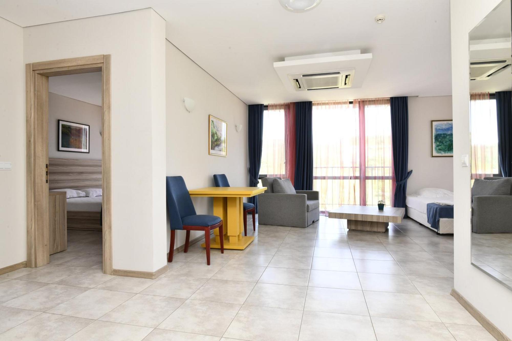 Hotel Complex Perpera à Stambolovo Extérieur photo